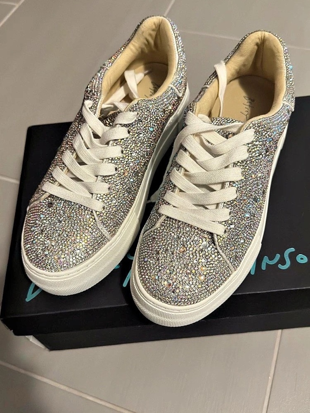 Betsey Johnson Sidny Rhinestone Platform Sneakers Womens Size 7 Silver